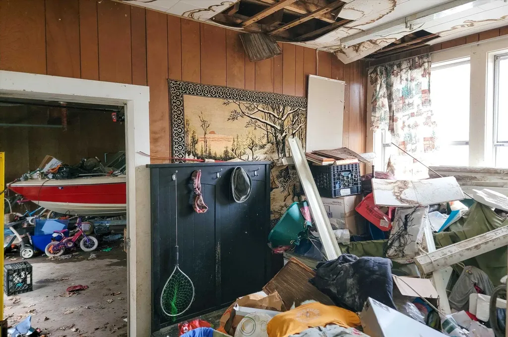 527 Vt Route 121 Rockingham VT 05101