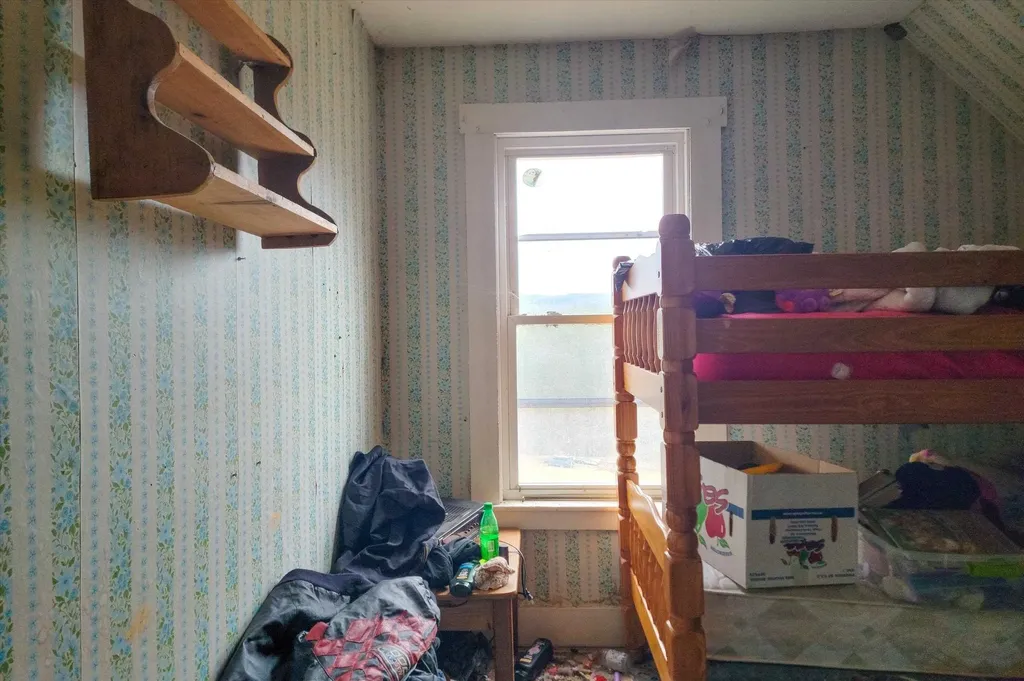 527 Vt Route 121 Rockingham VT 05101