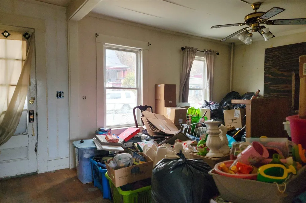 527 Vt Route 121 Rockingham VT 05101