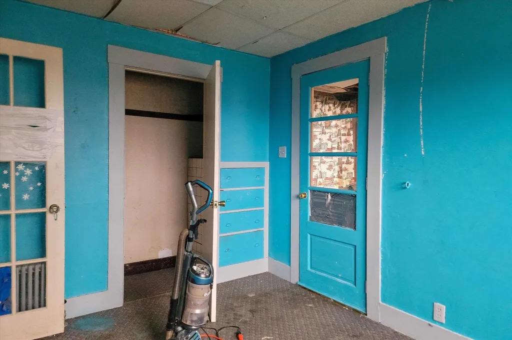 527 Vt Route 121 Rockingham VT 05101