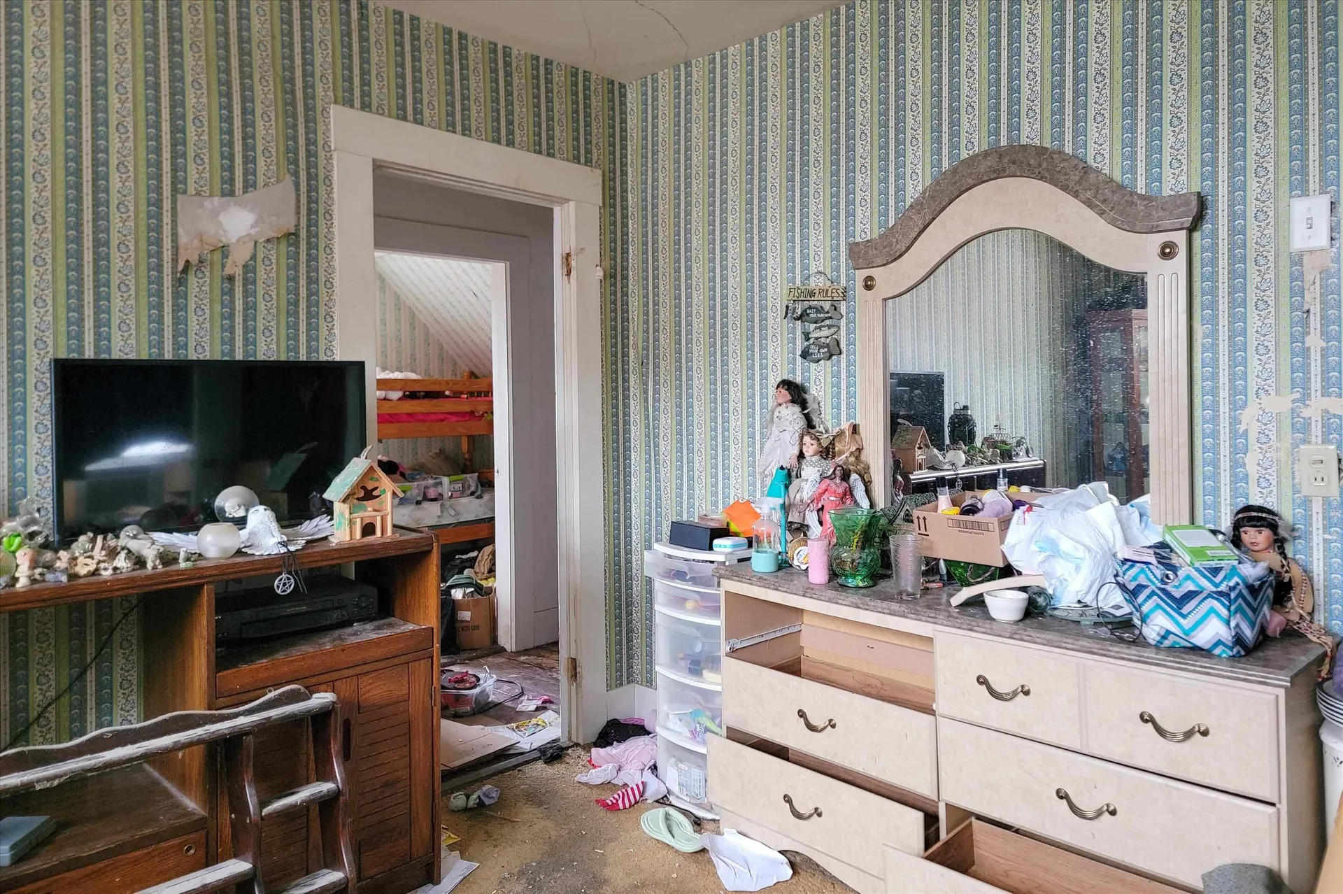 527 Vt Route 121 Rockingham VT 05101