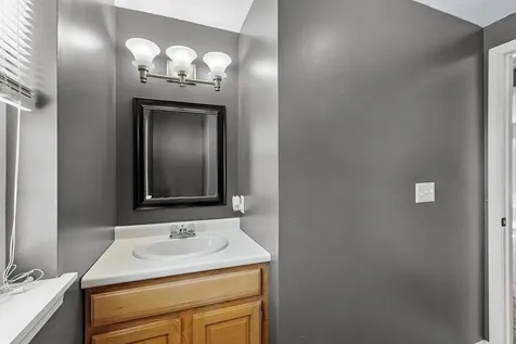 8 Scotts Lane Rindge NH 03461
