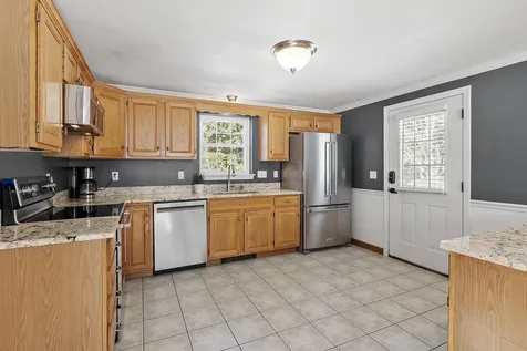8 Scotts Lane Rindge NH 03461