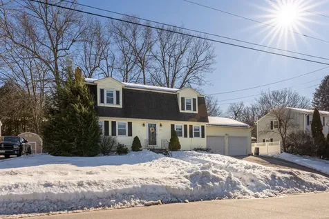 237 Barrett Street Manchester NH 03104