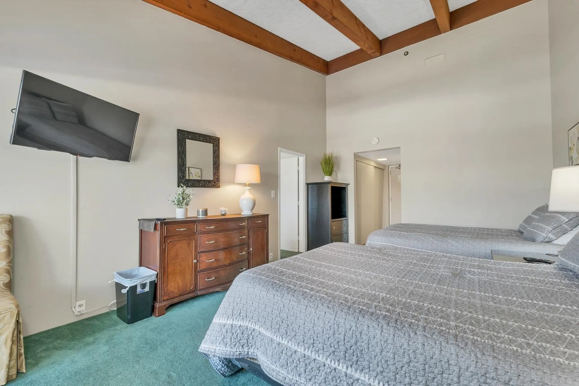 375 Endicott Street Laconia NH 03246