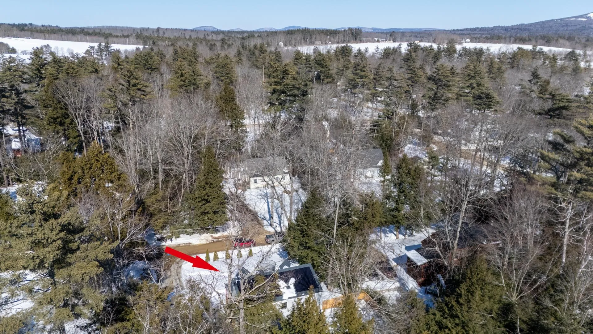 14 New London Drive Barnstead NH 03225