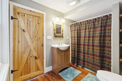 10 Hobbs Road Ossipee NH 03890