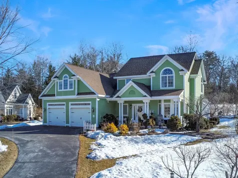 46 Hawkins Glen Drive Salem NH 03079