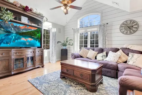 46 Hawkins Glen Drive Salem NH 03079
