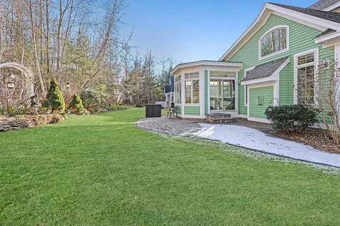 46 Hawkins Glen Drive Salem NH 03079