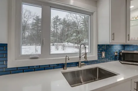 1 Regency Drive Bedford NH 03110