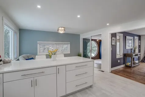 1 Regency Drive Bedford NH 03110