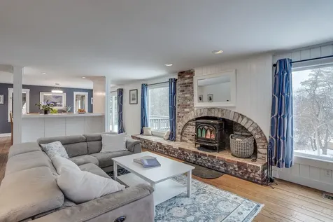 1 Regency Drive Bedford NH 03110