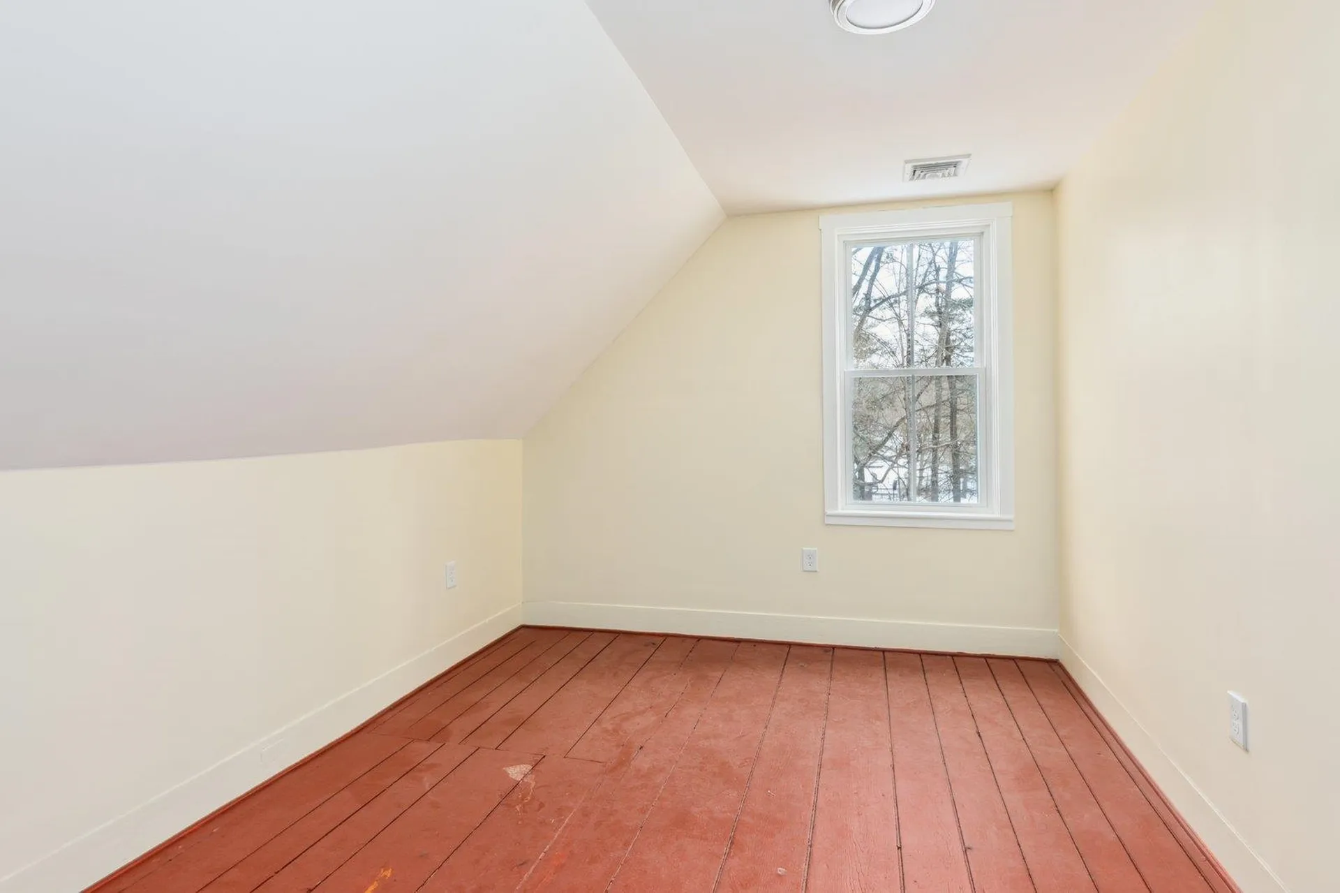 9 Brickyard Road Troy NH 03465