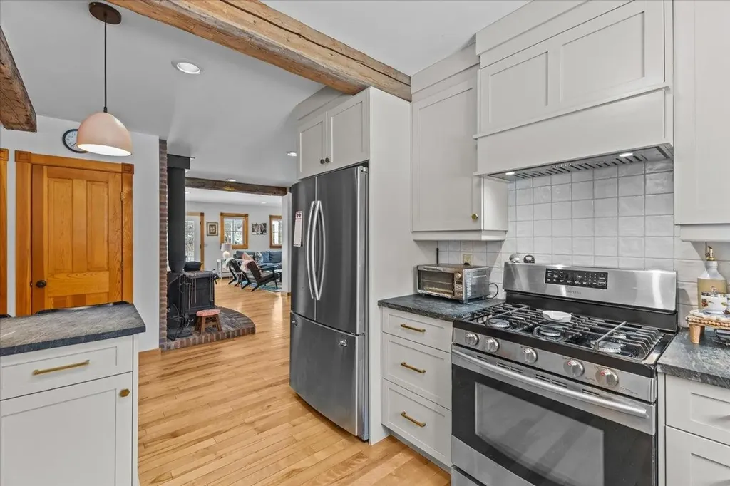 9 West Main Street Hyde Park VT 05655