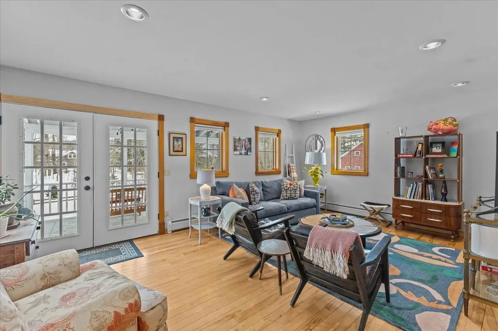 9 West Main Street Hyde Park VT 05655