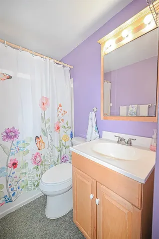 370 Laxson Avenue Manchester NH 03103