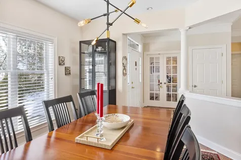 22 Smithfield Lane Bedford NH 03110