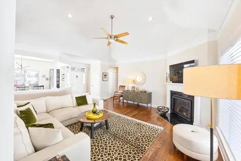 22 Smithfield Lane Bedford NH 03110
