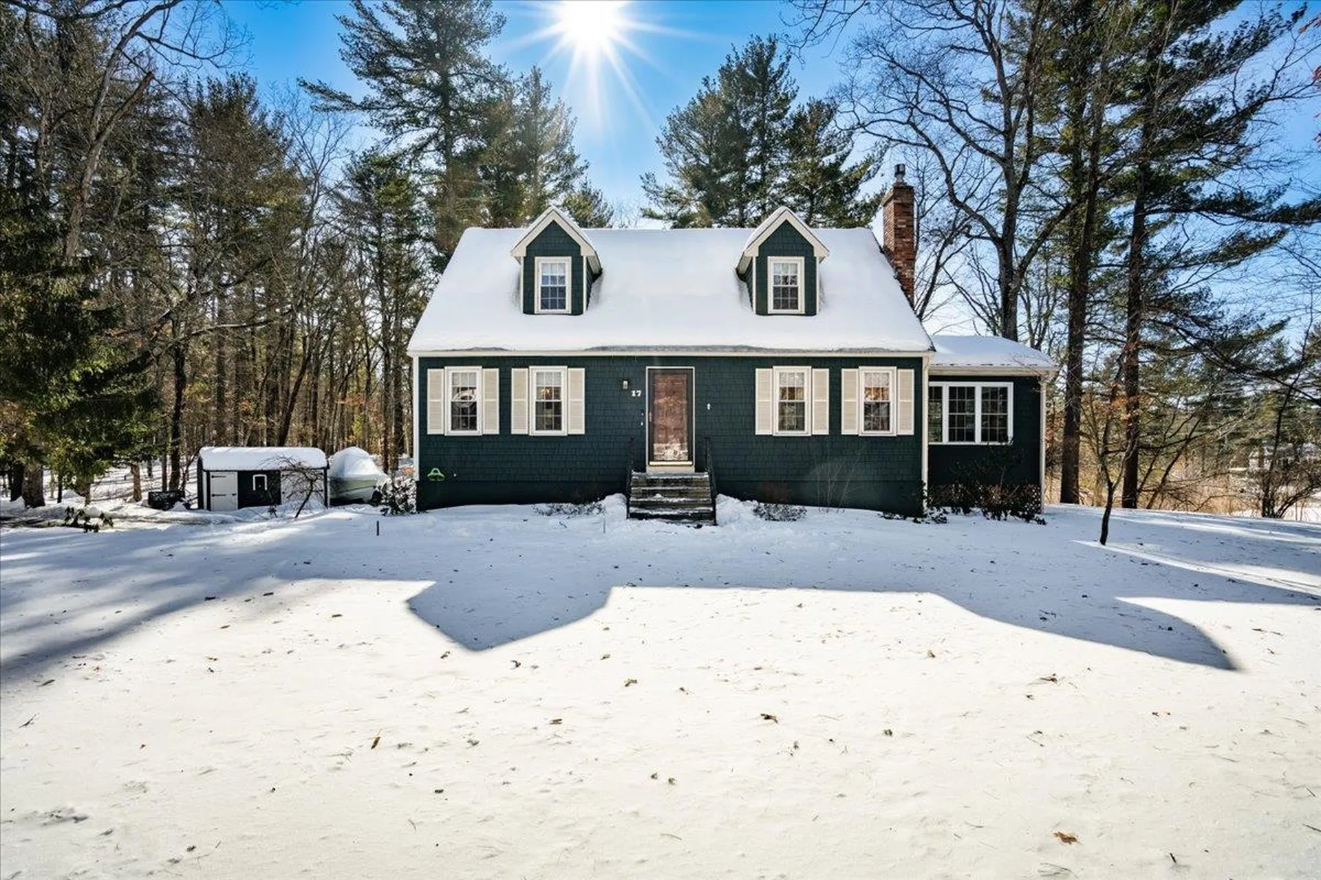 17 Autumn Street Windham NH 03087