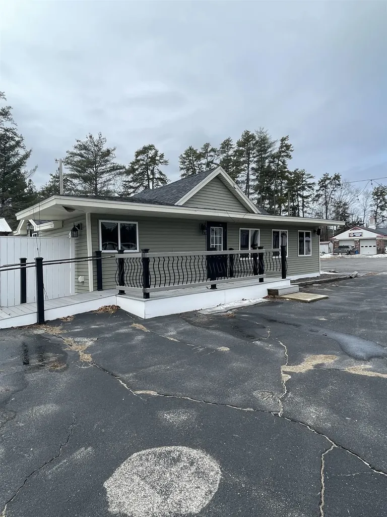 1625 White Mountain Highway Ossipee NH 03814