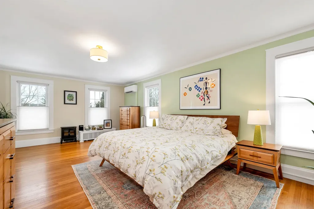 1496 Old North Main Street Laconia NH 03246