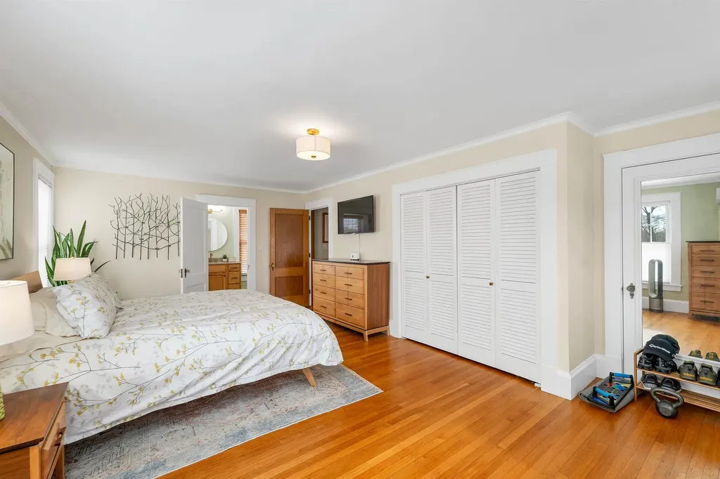 1496 Old North Main Street Laconia NH 03246