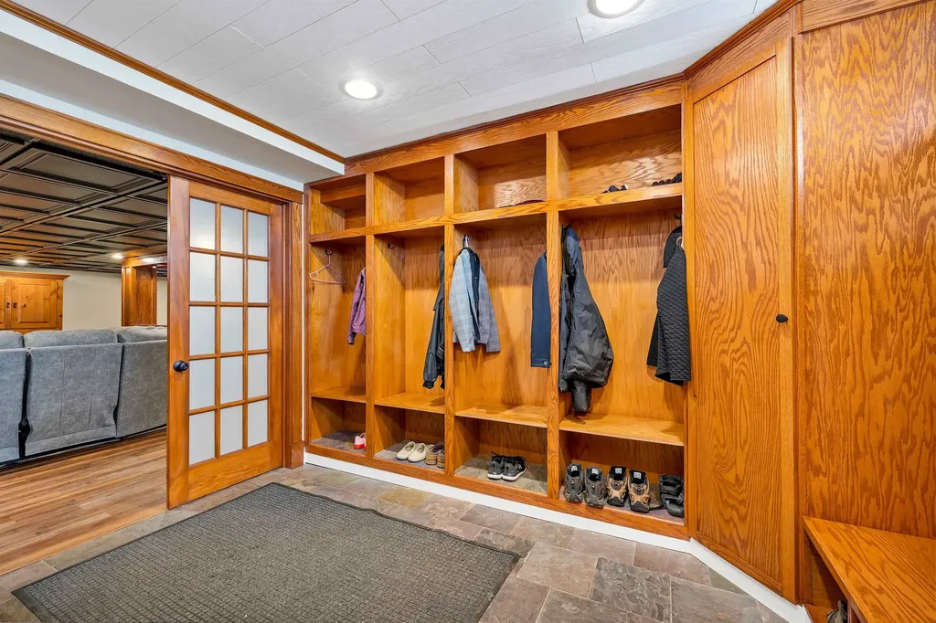 1496 Old North Main Street Laconia NH 03246