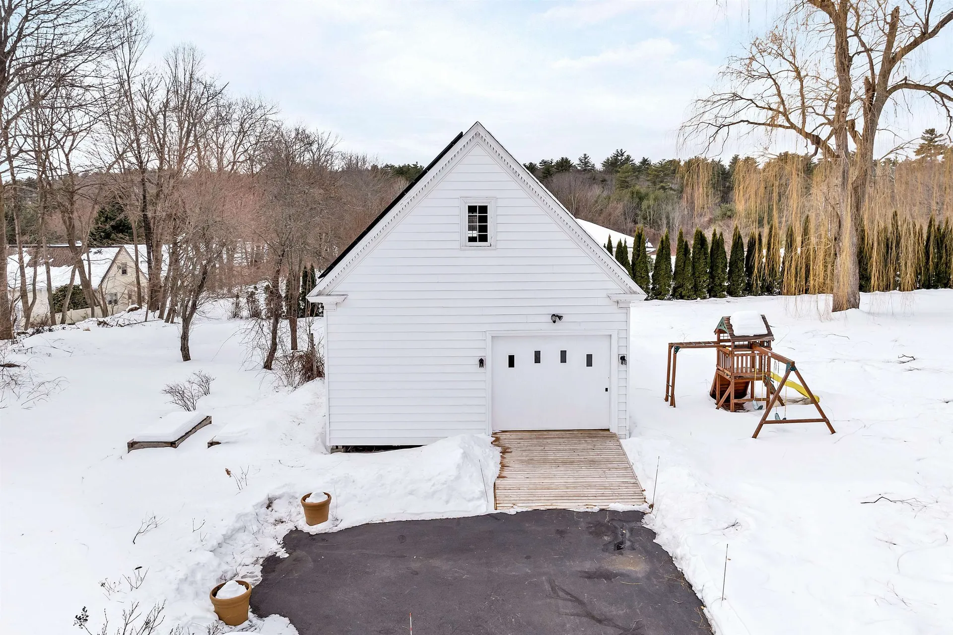1496 Old North Main Street Laconia NH 03246