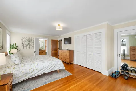 1496 Old North Main Street Laconia NH 03246