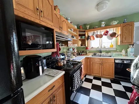 416 Giddings Street Springfield VT 05150