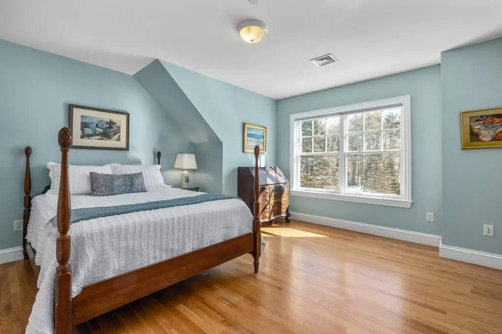 77 Abigale Lane New Castle NH 03854