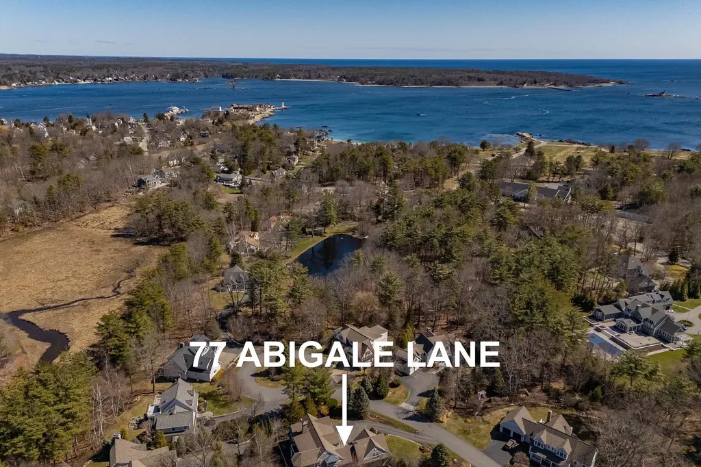77 Abigale Lane New Castle NH 03854