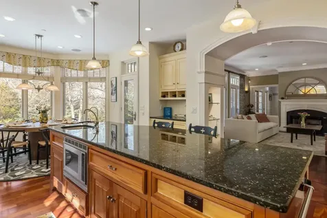 77 Abigale Lane New Castle NH 03854