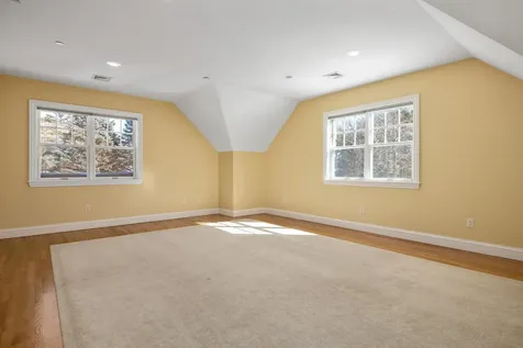 77 Abigale Lane New Castle NH 03854