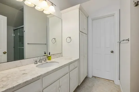 77 Abigale Lane New Castle NH 03854
