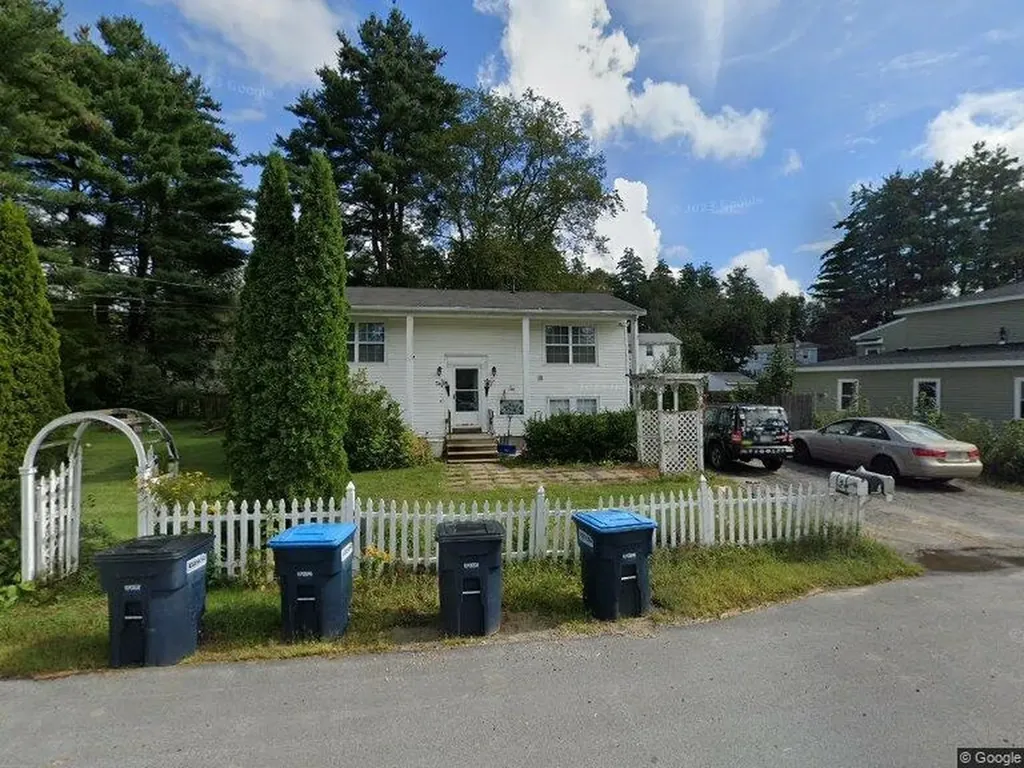 5 - 7 Meadow Lane Allenstown NH 03275
