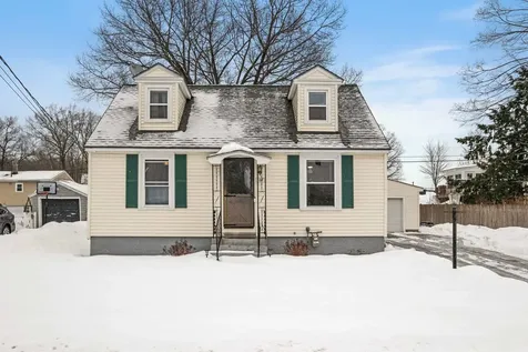 107 Upland Street Manchester NH 03102-2857