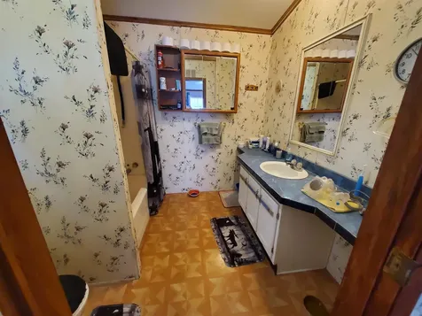 210 Quechee -Hartland Road Hartford VT 05001