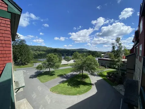 269/71 Qtr.2,89 Grand Summit Way Dover VT 05356