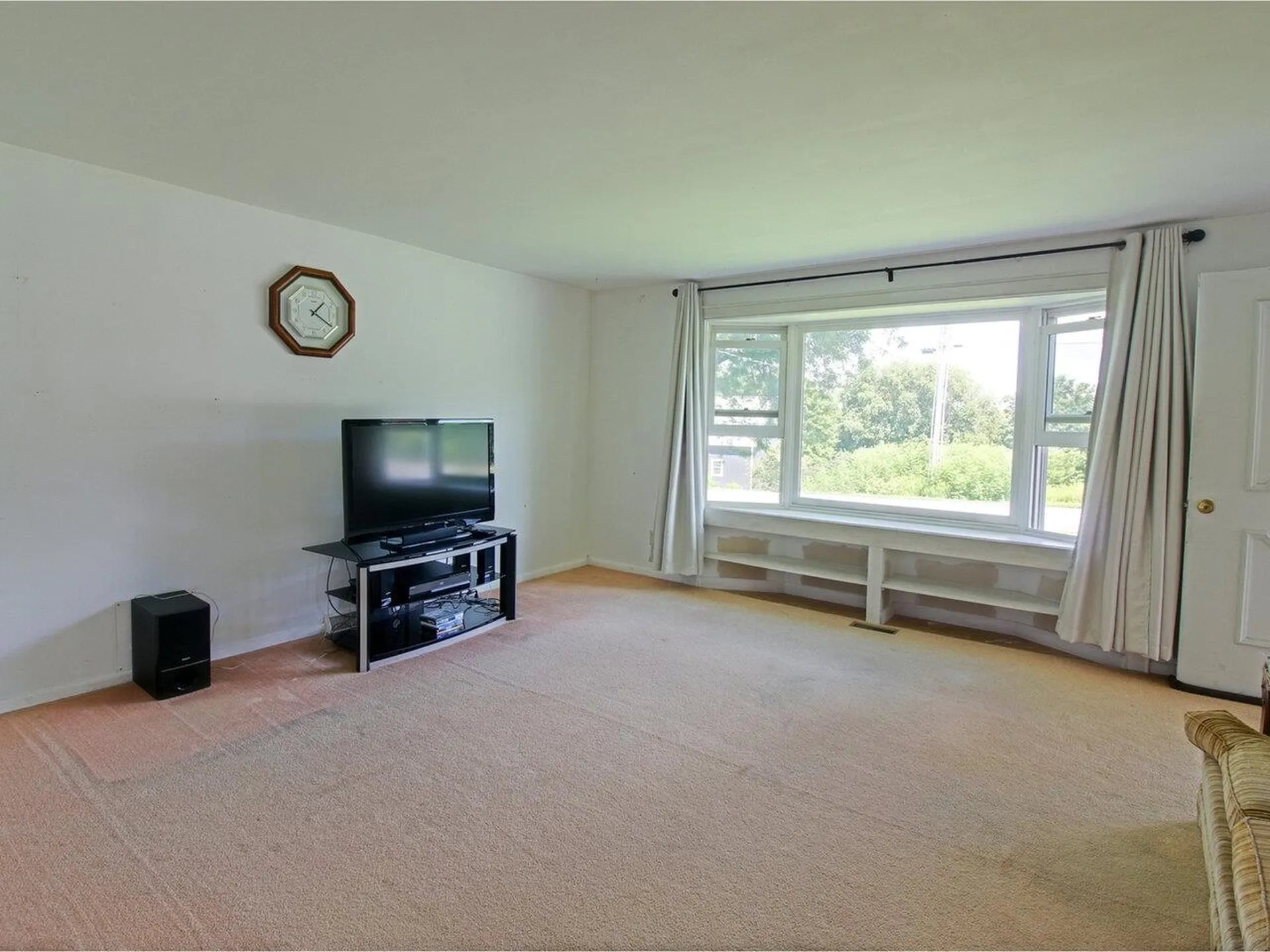 2735 Shelburne Falls Road Hinesburg VT 05461