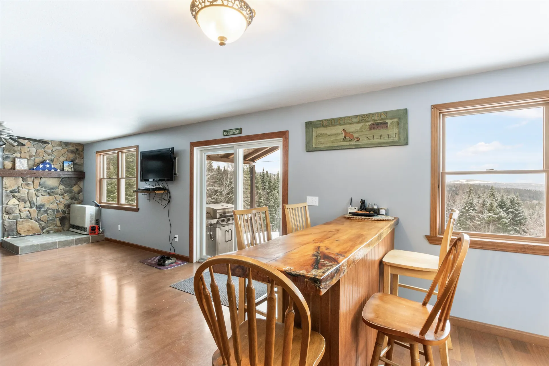 11 Downing Road Stewartstown NH 03576