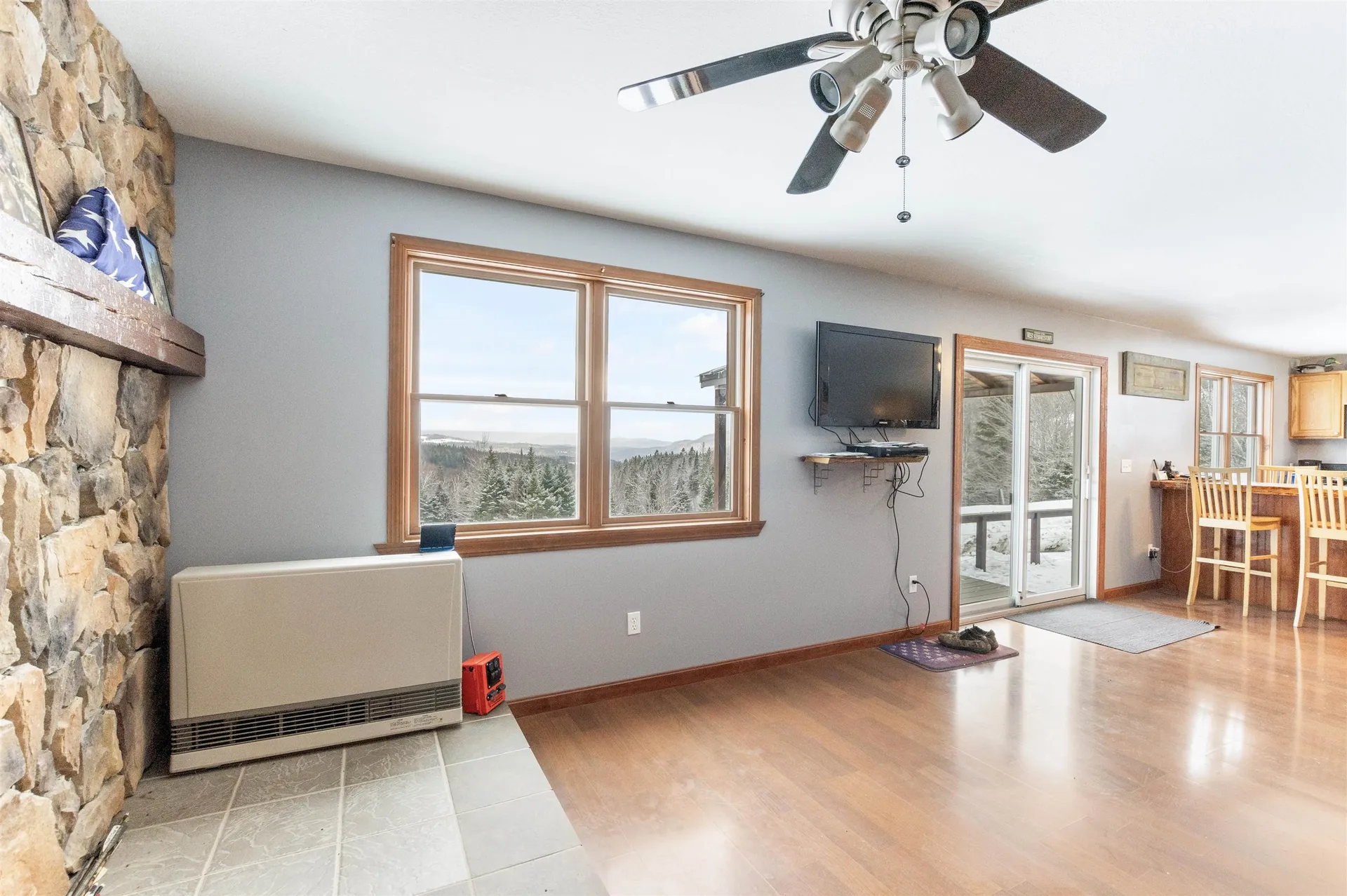 11 Downing Road Stewartstown NH 03576