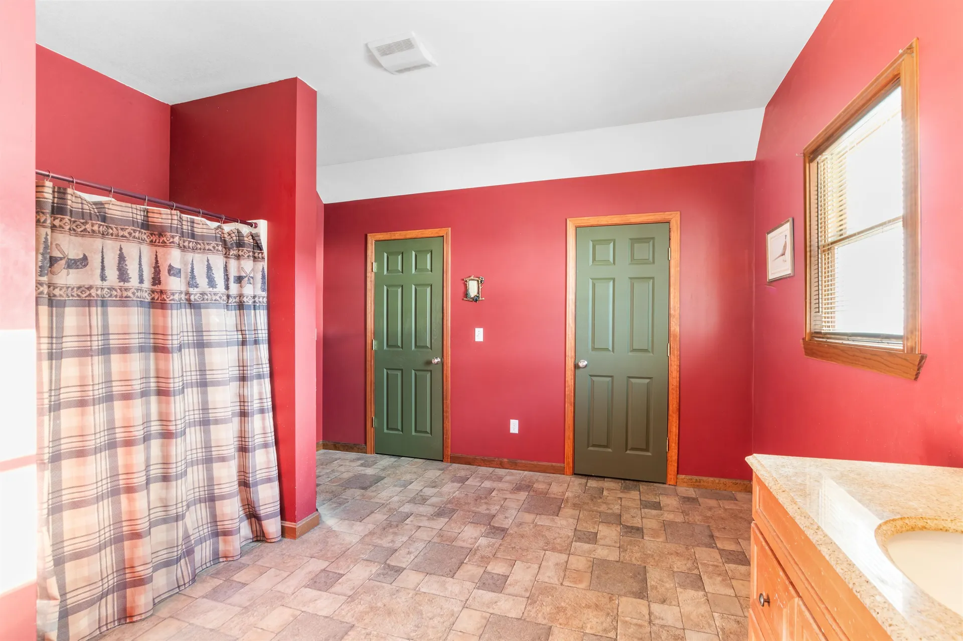 11 Downing Road Stewartstown NH 03576