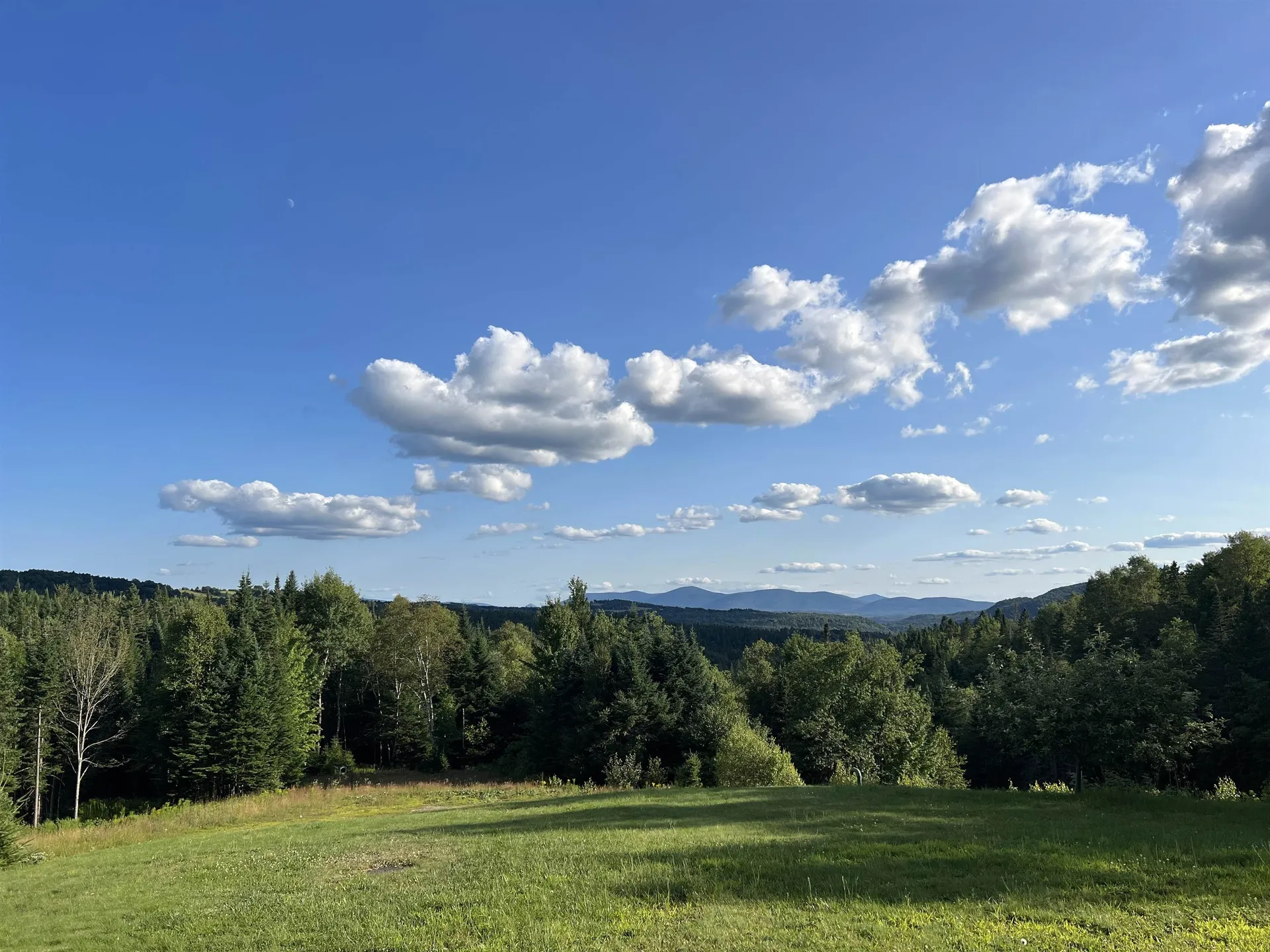 11 Downing Road Stewartstown NH 03576