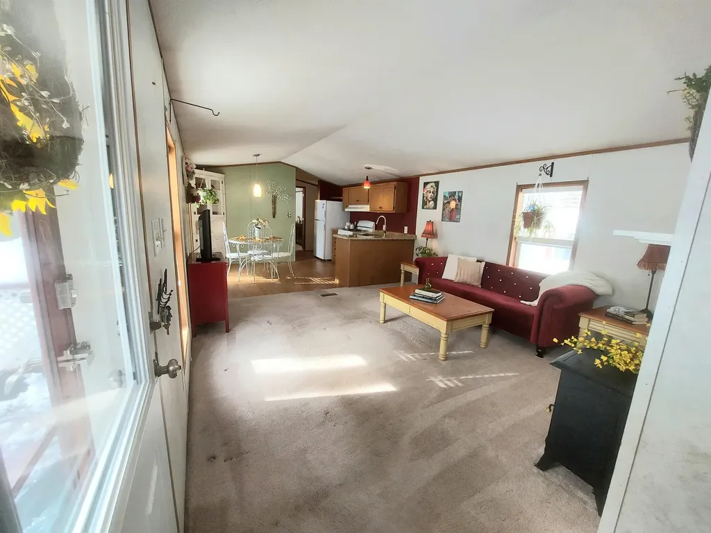 36 Fullam Circle Allenstown NH 03275