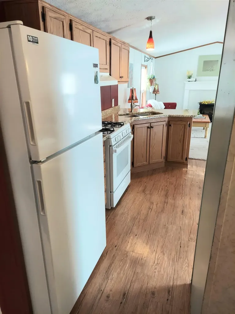 36 Fullam Circle Allenstown NH 03275