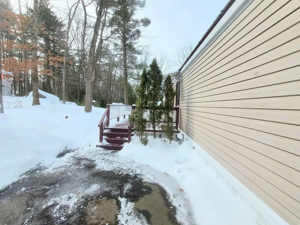 36 Fullam Circle Allenstown NH 03275