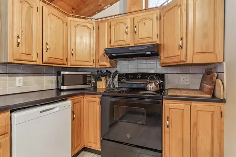 470 Bills Road Wardsboro VT 05355