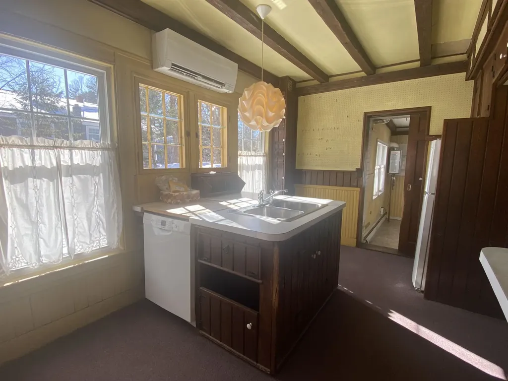 312 Maple Street Morristown VT 05661